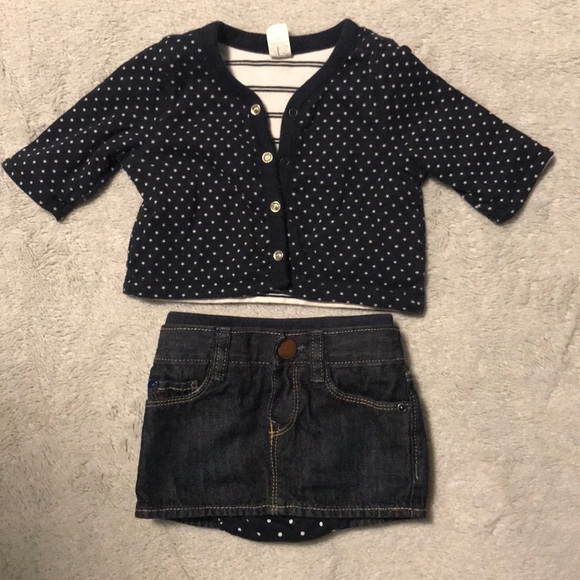 Baby gap cute set denim with reversible sweater - Picture 2 of 4